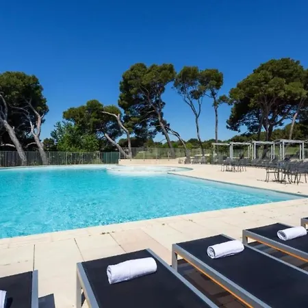 Superbe Dans Golf 4 Etoiles Saumane-de-Vaucluse